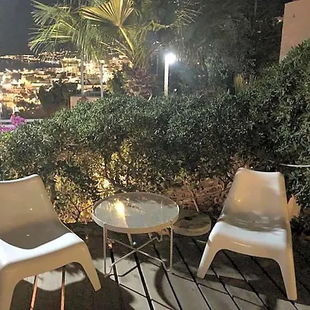 Rania Sea View 3*