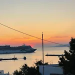 Rania Sea View Apartahotel 3*